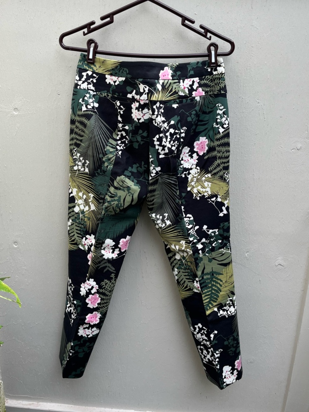 Adrianna Papell Black and Green Tropical Pencil Skirt